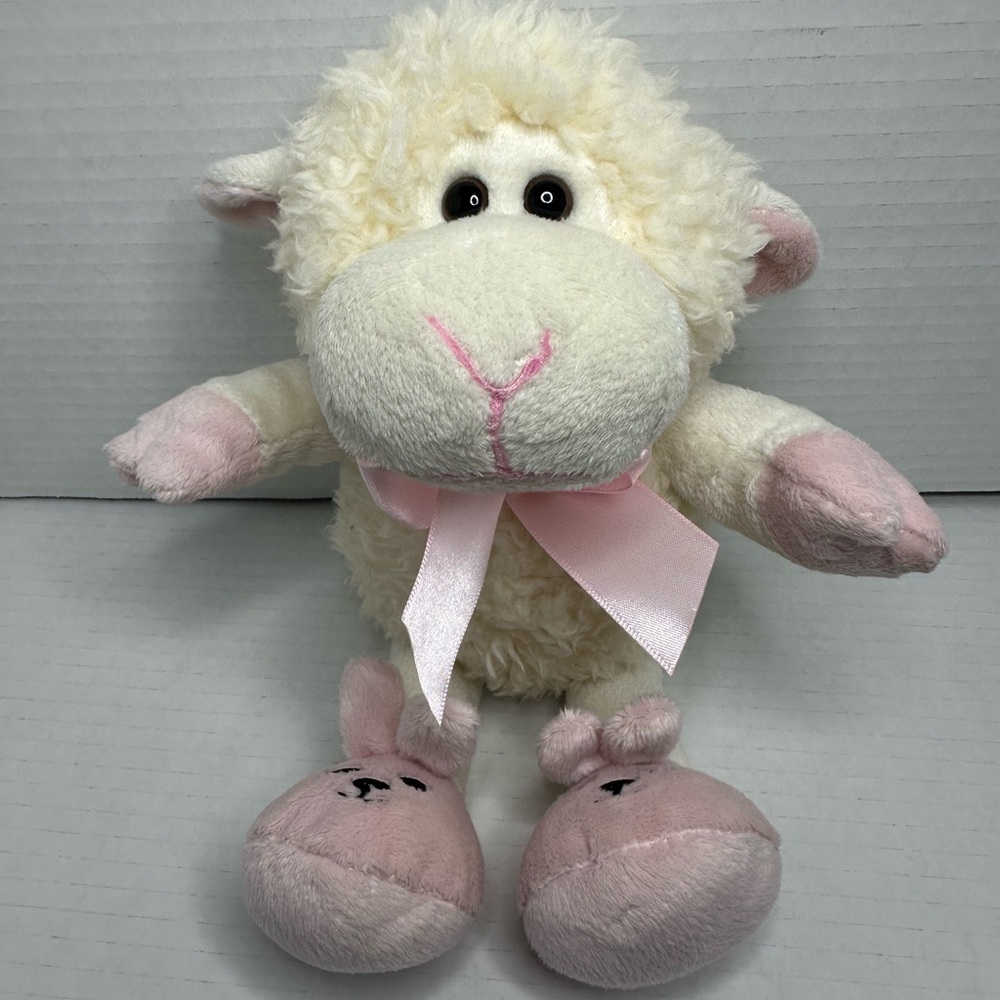 FIESTA LAMB SHEEP PLUSH
STUFFED ANIMAL PINK
SHOES PINK BOW 🎀